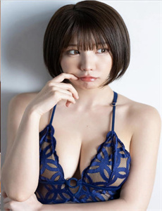 《蜡笔小新国语全集bt-美女被强吻胸视频》